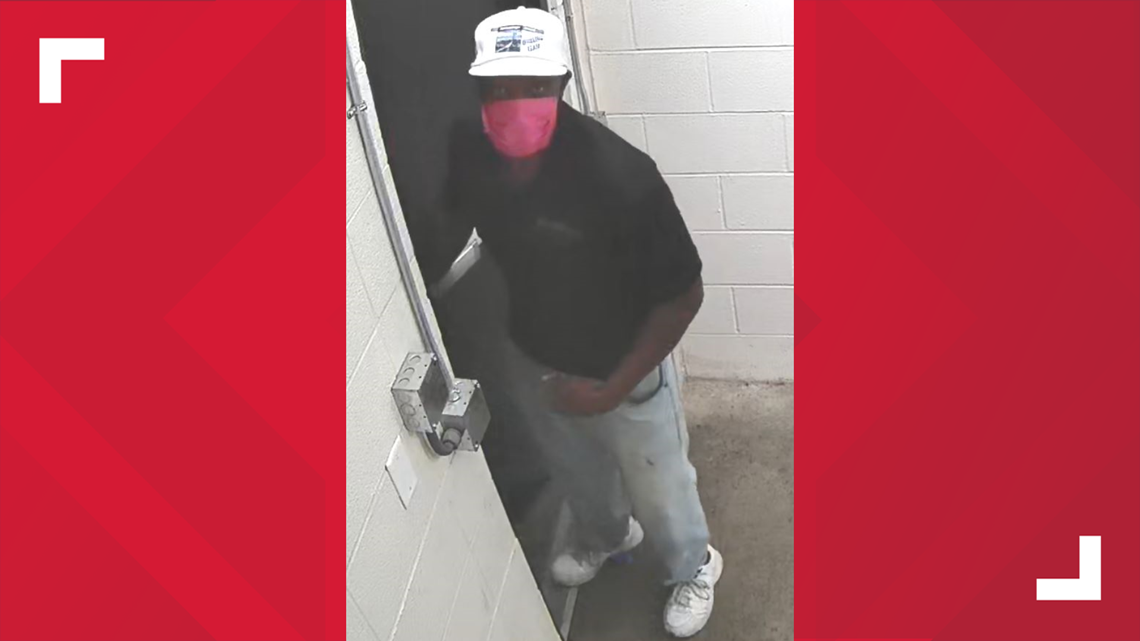 Police Looking For Man Accused Of Sexually Assaulting Woman At East Austin Parking Garage 