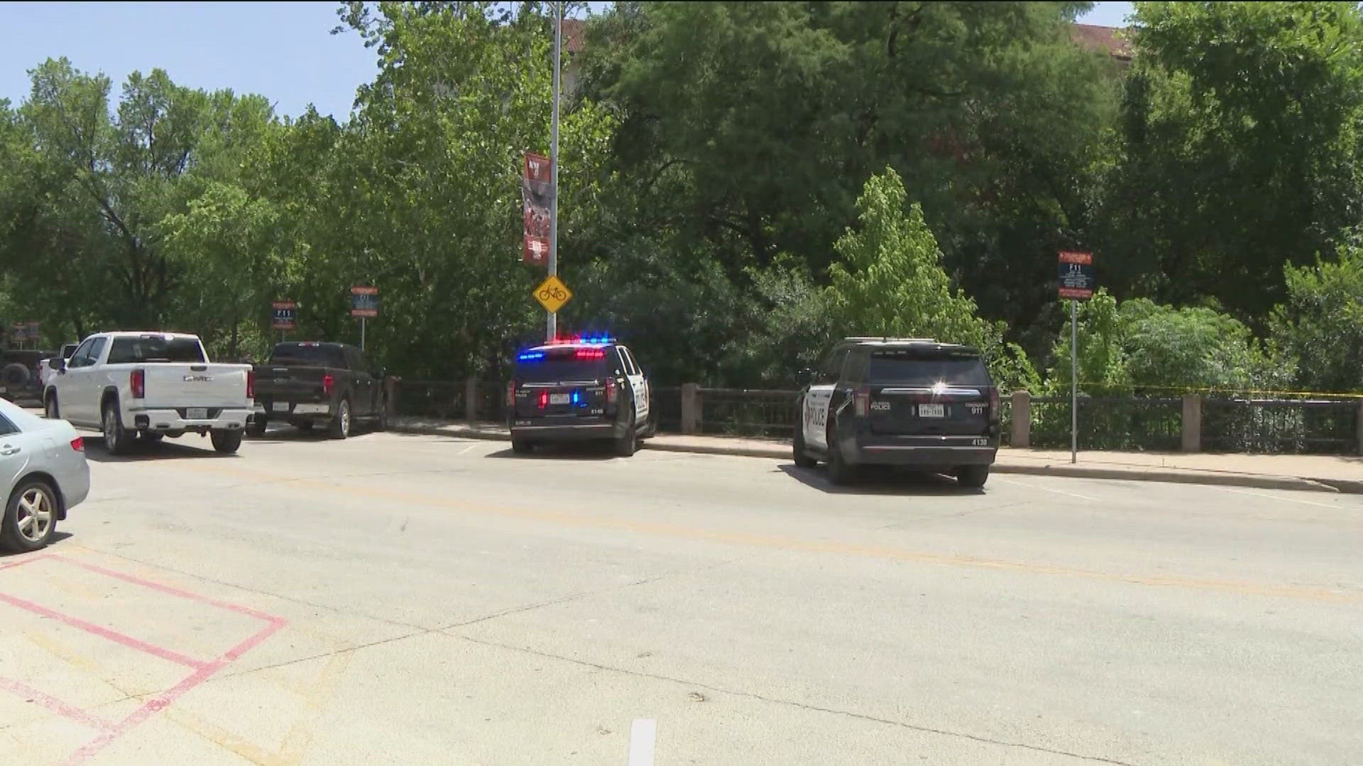 Officers were called to 21st Street and San Jacinto Boulevard around 1 p.m. Monday.