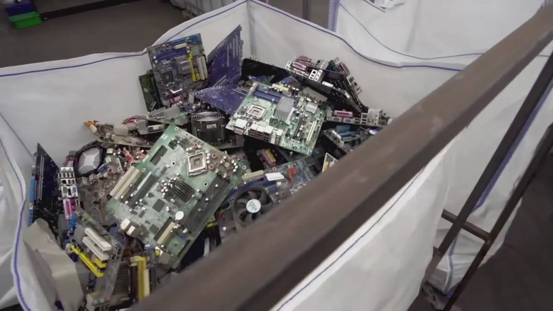 An invention developed at UT could help the US harvest more rare Earth minerals