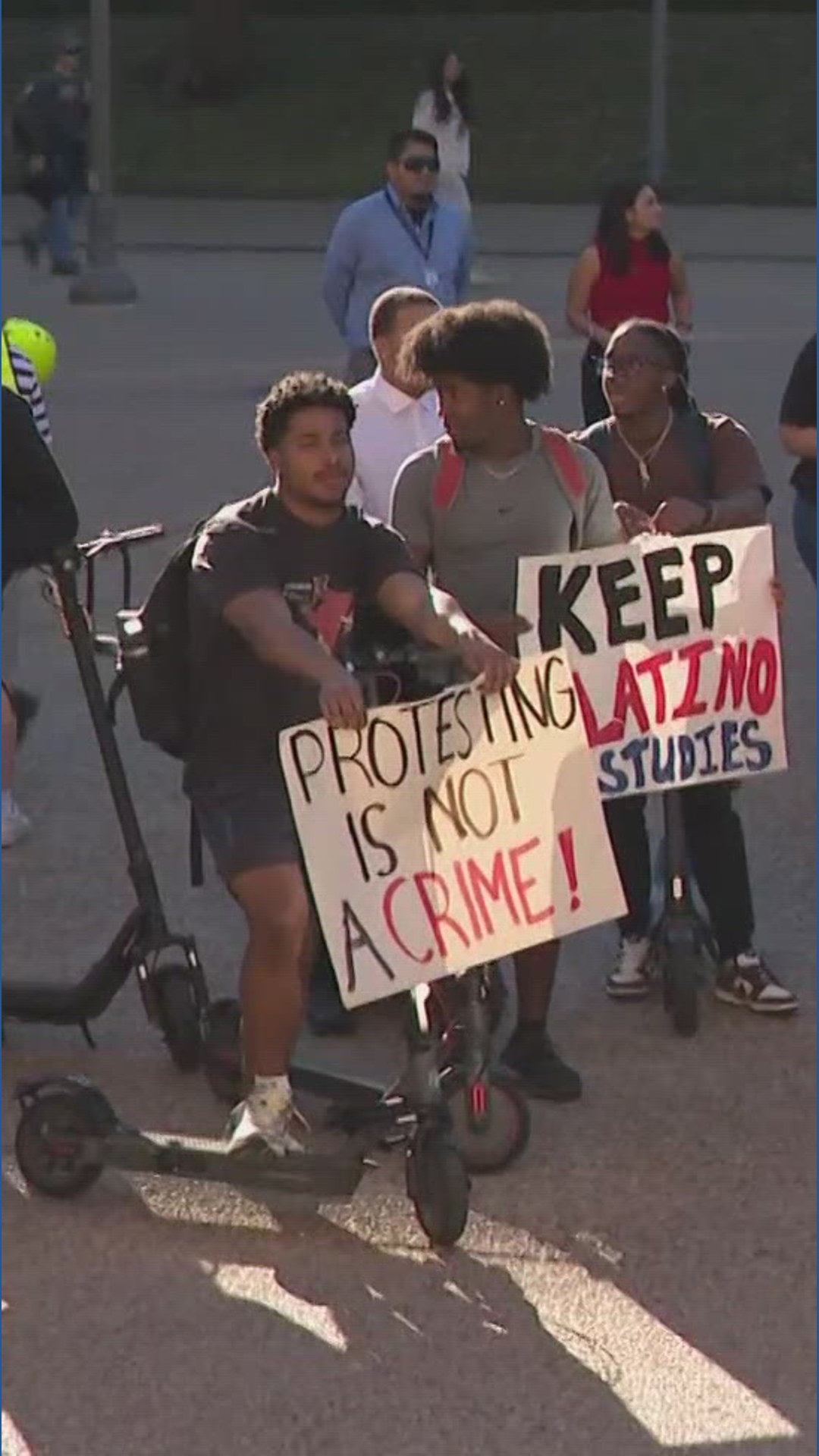 UT Austin students protest looming consolidation of race, ethnic and ...