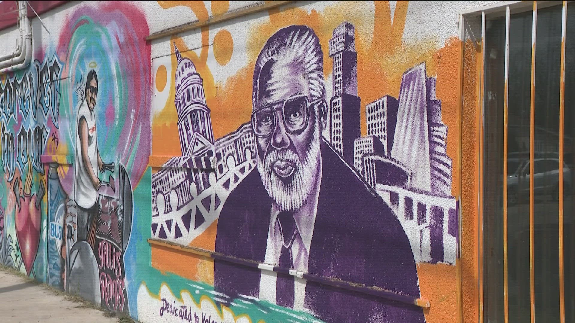 A new mural in South Austin commemorates the life of civil rights activist Volma Overton.