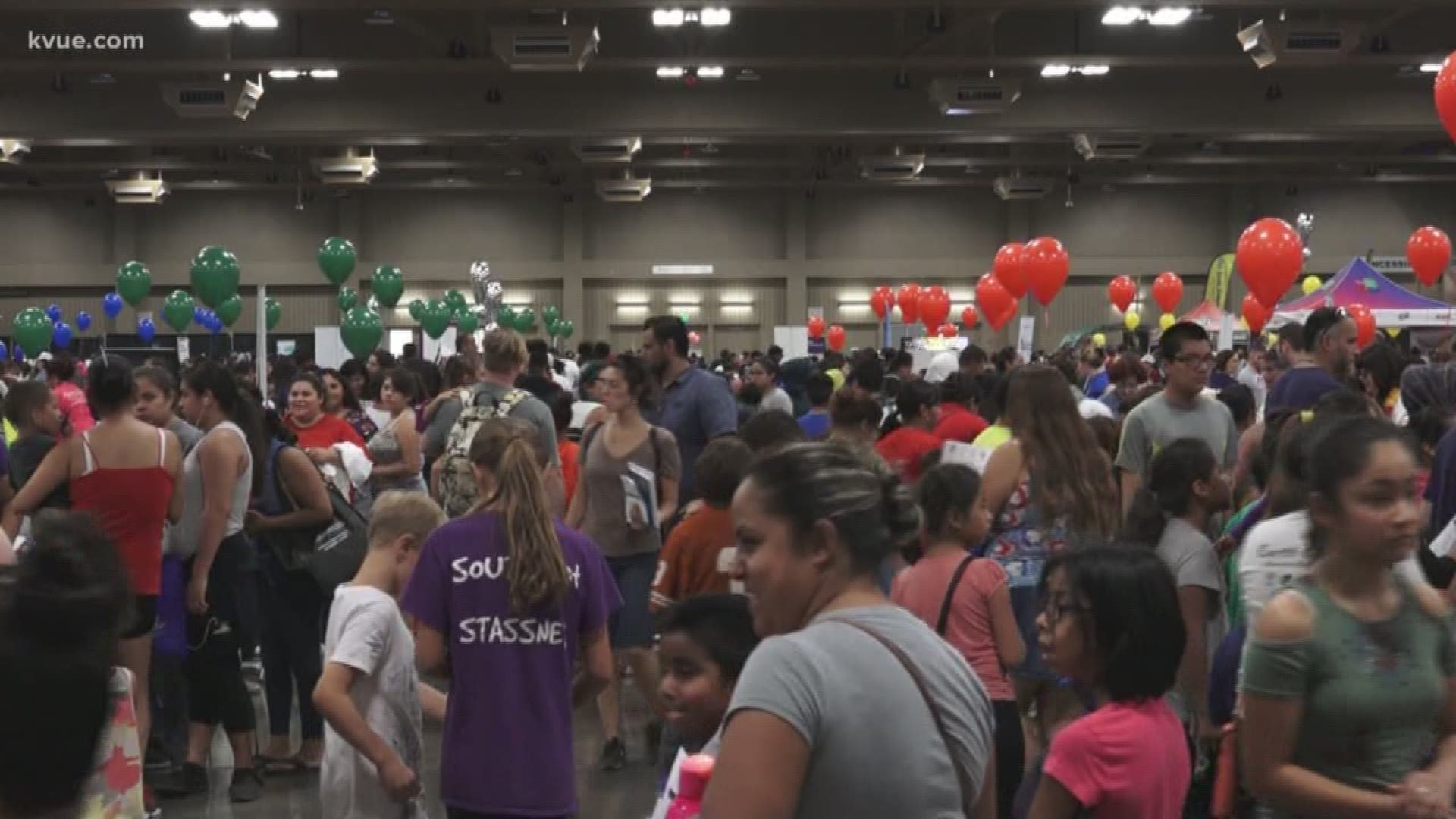 Austin ISD gives more than 4,000 free backpacks, school supplies at