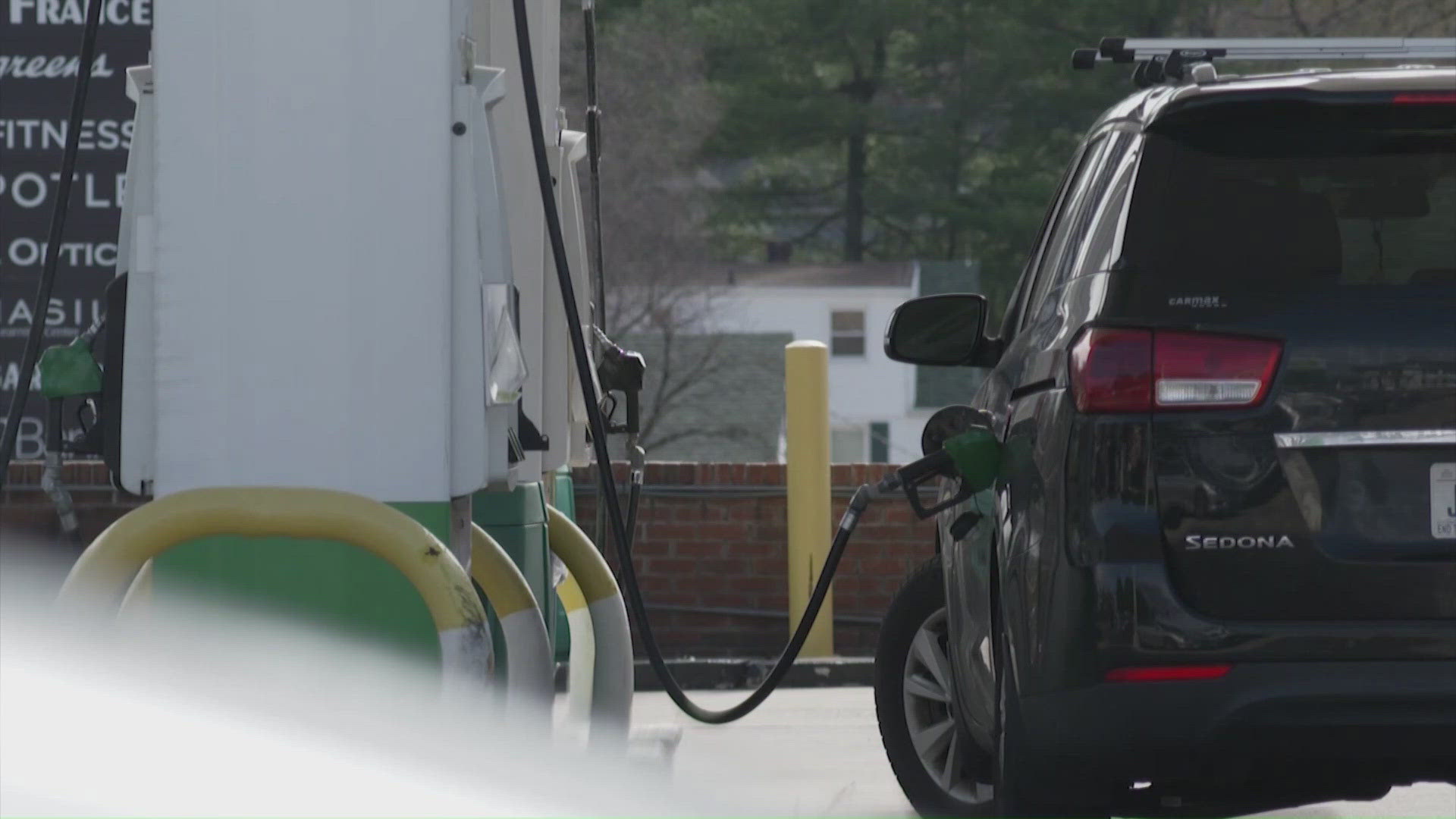 Gas prices up nearly a dollar from before Iran war as nationwide climb ...
