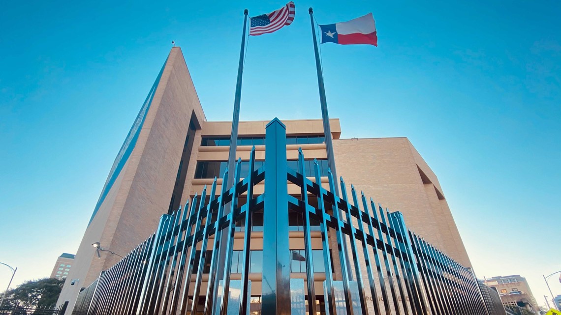 2020 APD racial profiling report reveals 48% drop in motor vehicle ...