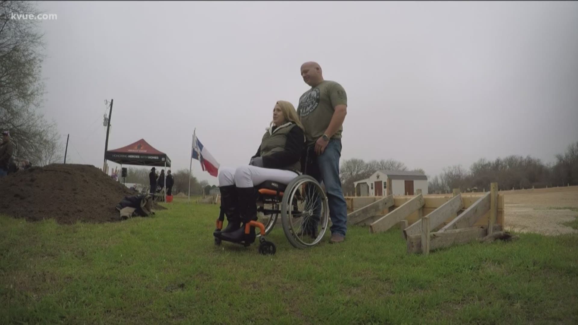 An ATV accident left an Austin police sergeant paralyzed. Friday, dozens of people gathered to thank her for her service.