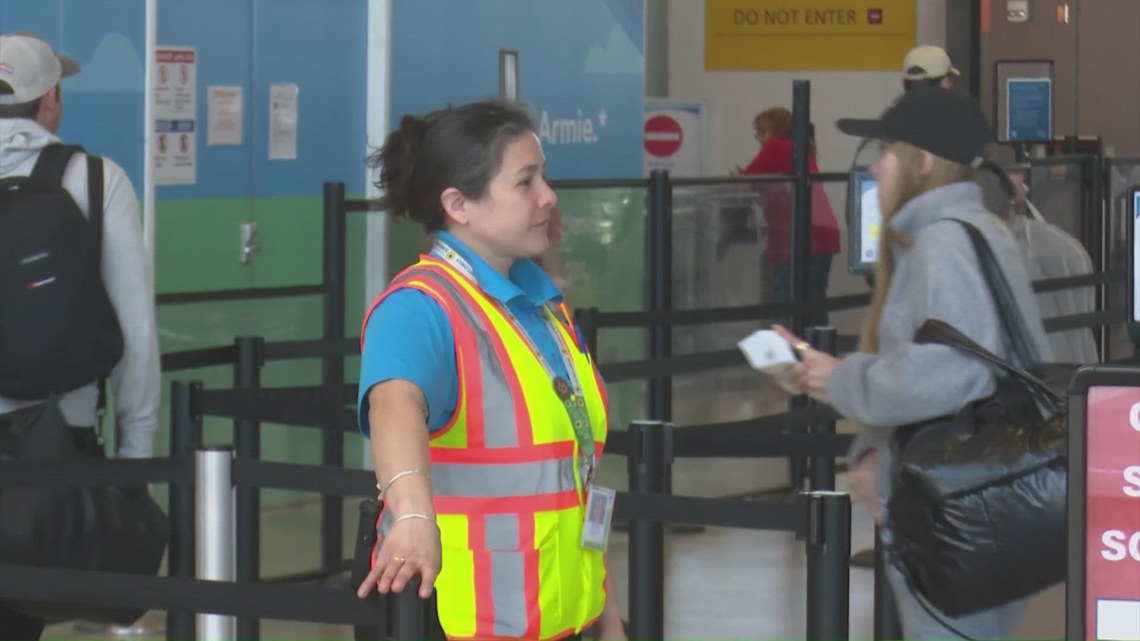 High passenger volume expected Thursday at Austin's airport