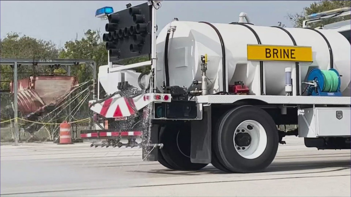 TxDOT crews treating Austin-area roads ahead of possible winter ...