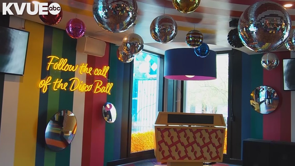 Wonder Bar opens at the Domain in Austin with Instaworthy rooms