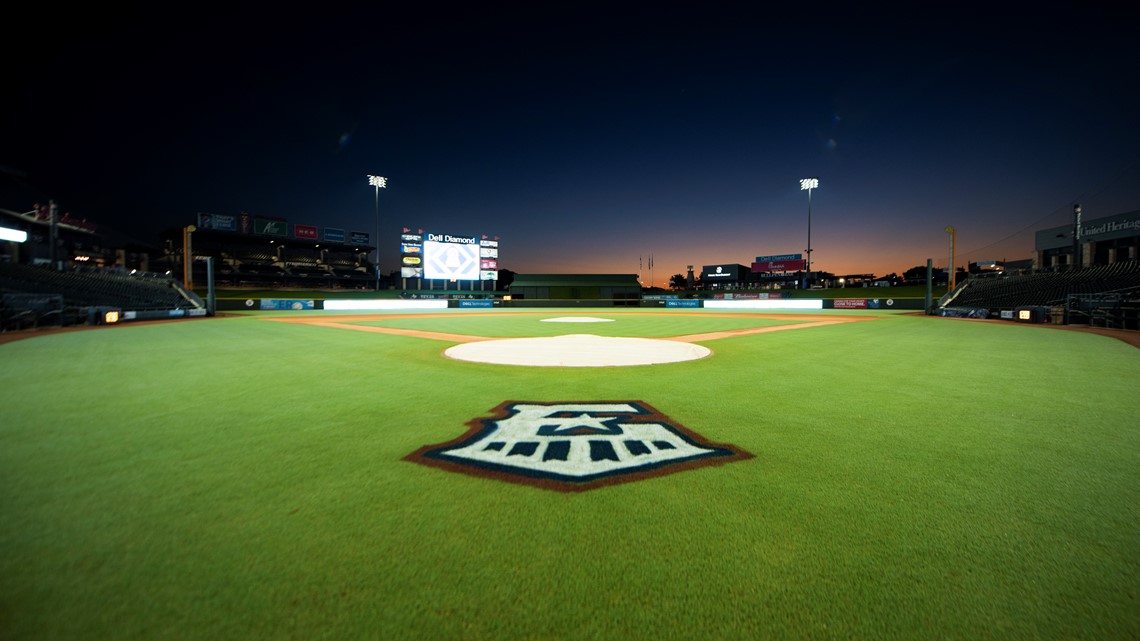 Fauxback jersey Saturday = squad - Round Rock Express