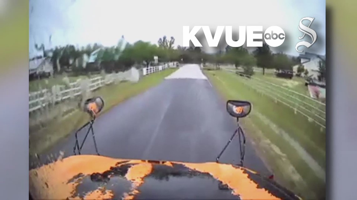 VIDEO: Dashcam footage shows Leander bus hitting ...