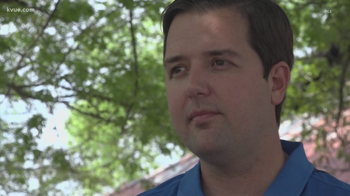 Former Smithville mayor charged with sexual assault of a child, indecency with a child