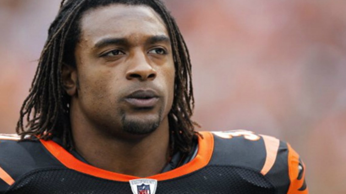 Former Texas star RB Cedric Benson reportedly dies in wreck in Austin