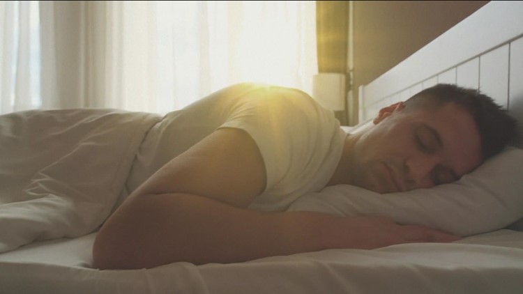 Waking up early could keep you healthier, study shows