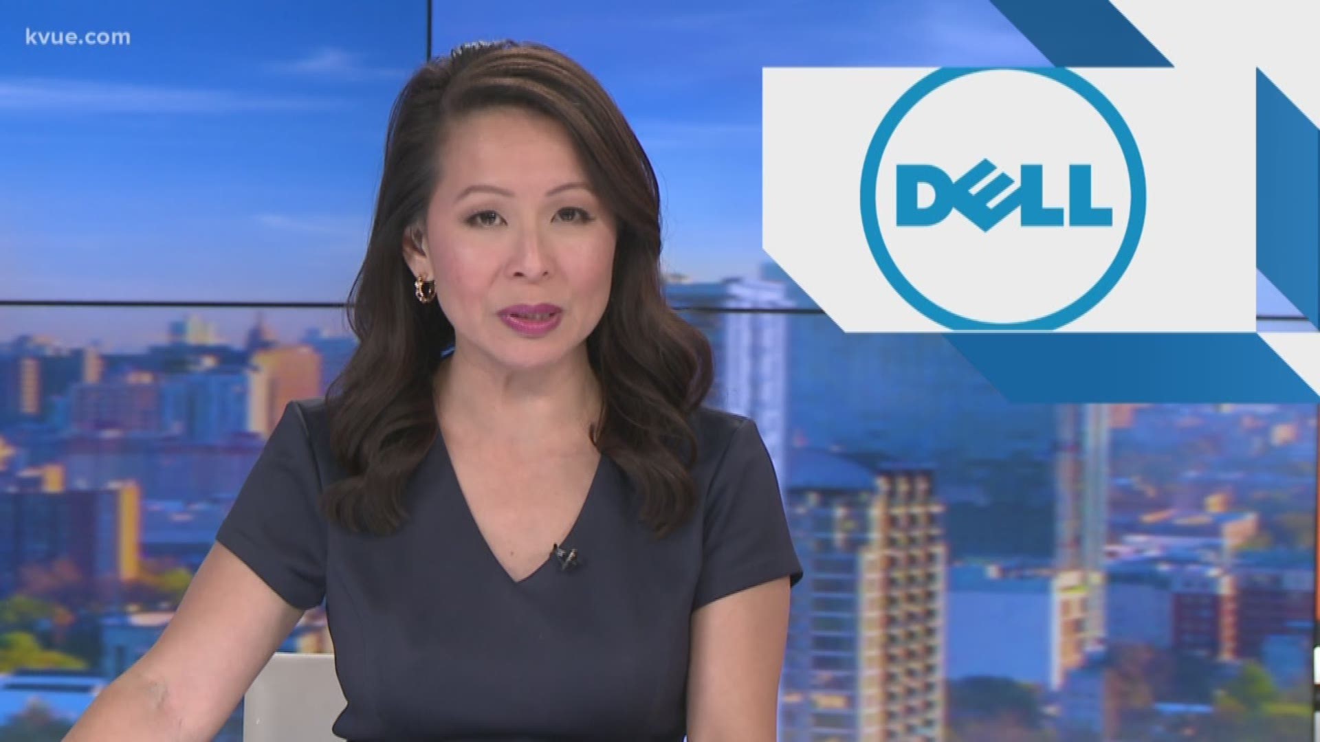 Dell goes public on trading markets