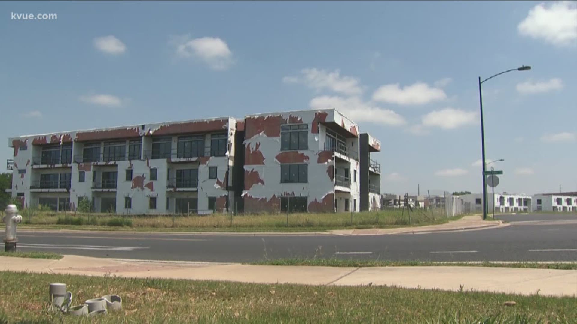 An apartment complex that's been an eyesore in northeast Austin is finally being torn down. Crews will begin to demolish the IO at Tech Ridge.