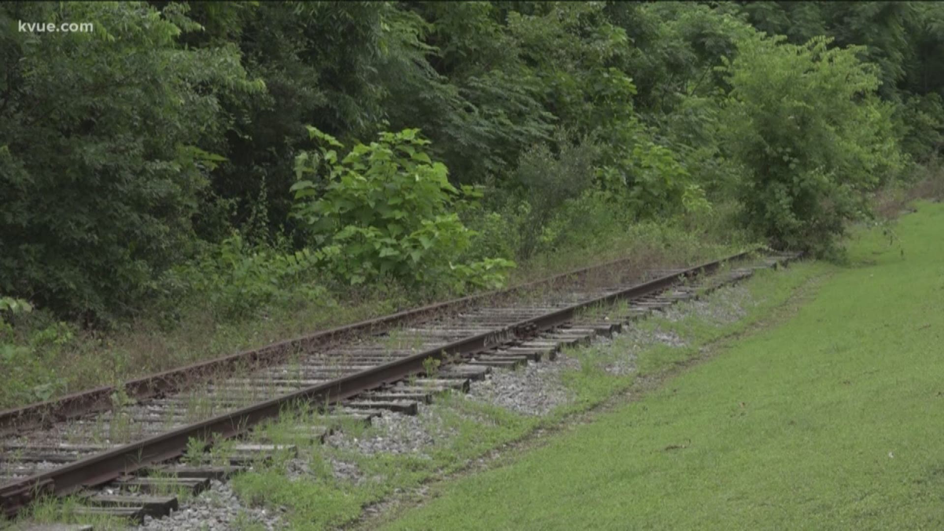 Transportation leaders have approved thousands of dollars for a study to potentially use a rail line in South Austin.