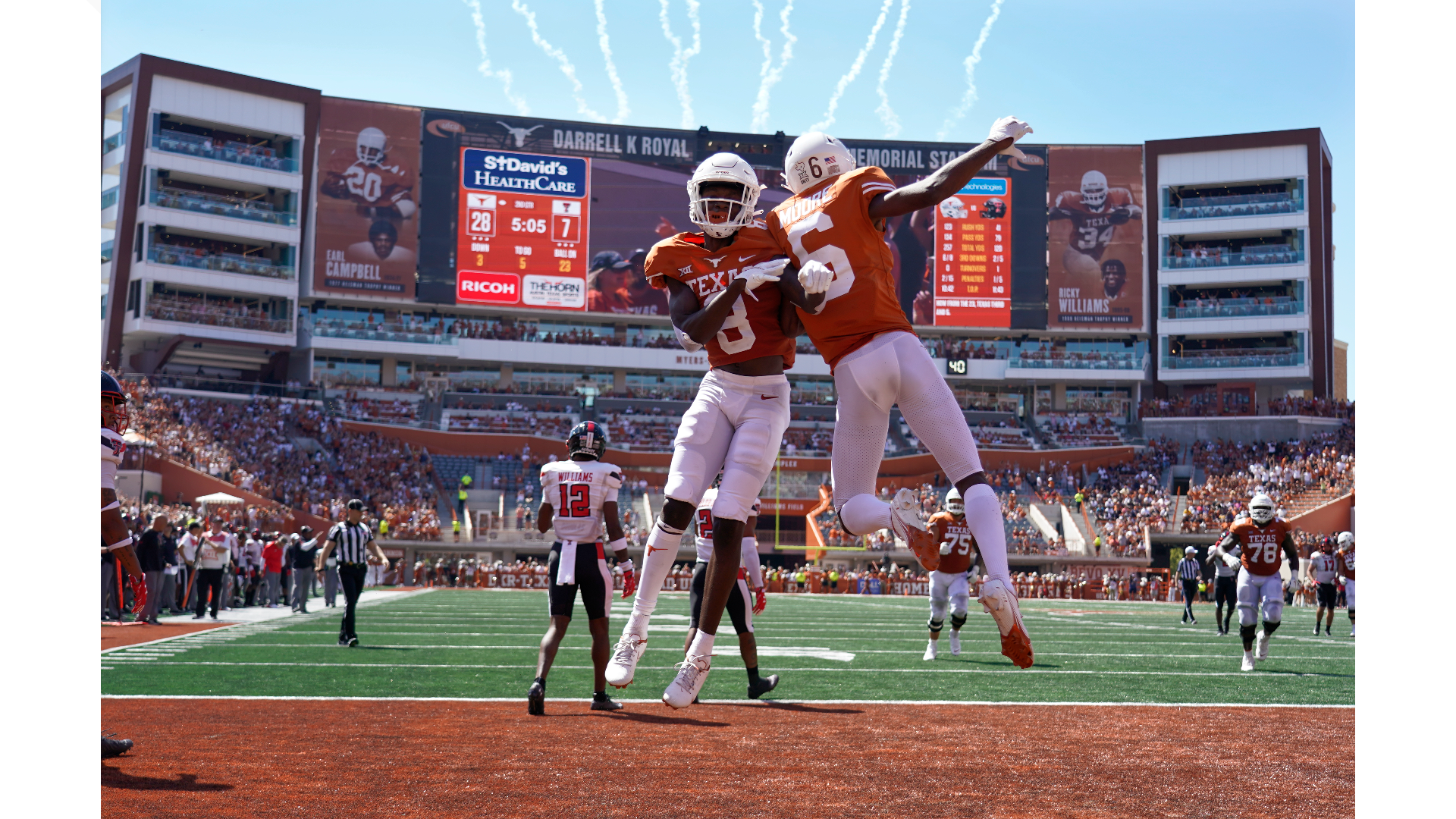 14 Longhorns named to All-Big 12 honors; Worthy named Offensive ...
