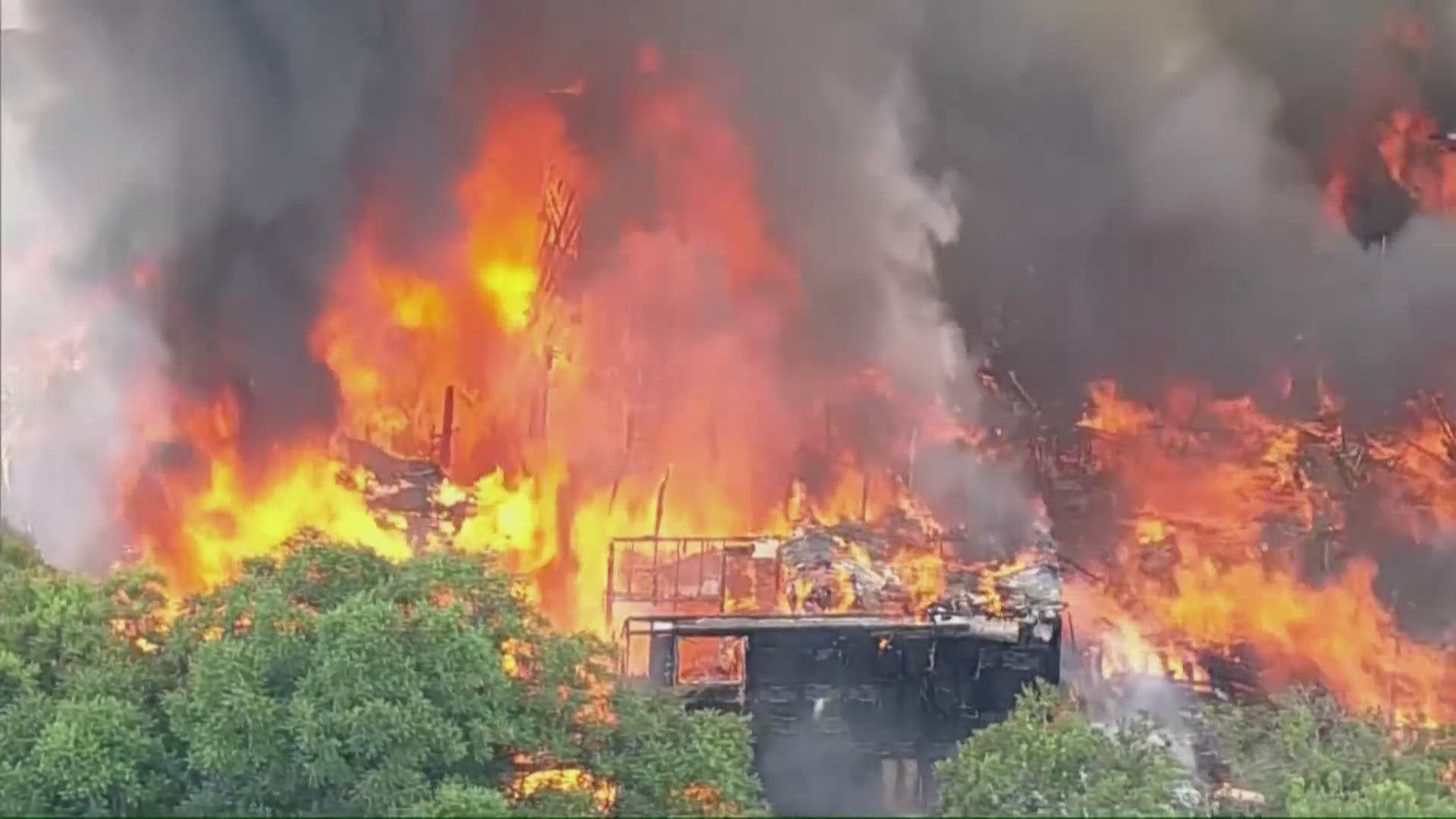 At least 3 dead in Dallas apartment explosion | kvue.com