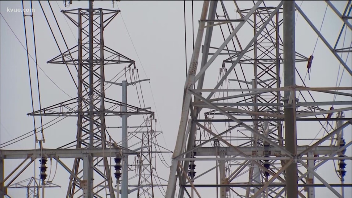 Texas power regulators consider smaller power sources