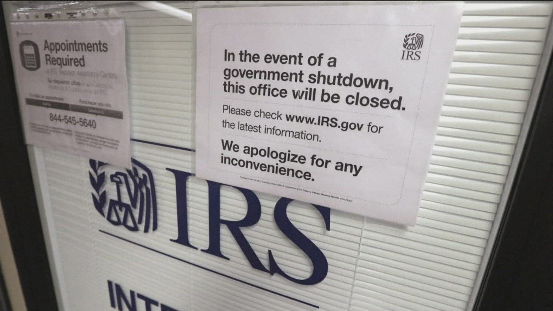 Funding bill vote fails for 10th time as government shutdown nears ...