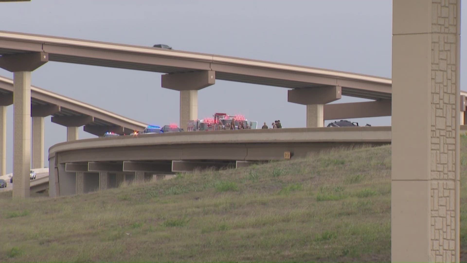 Fatal crash causes lane closures on SH 45, SH 130