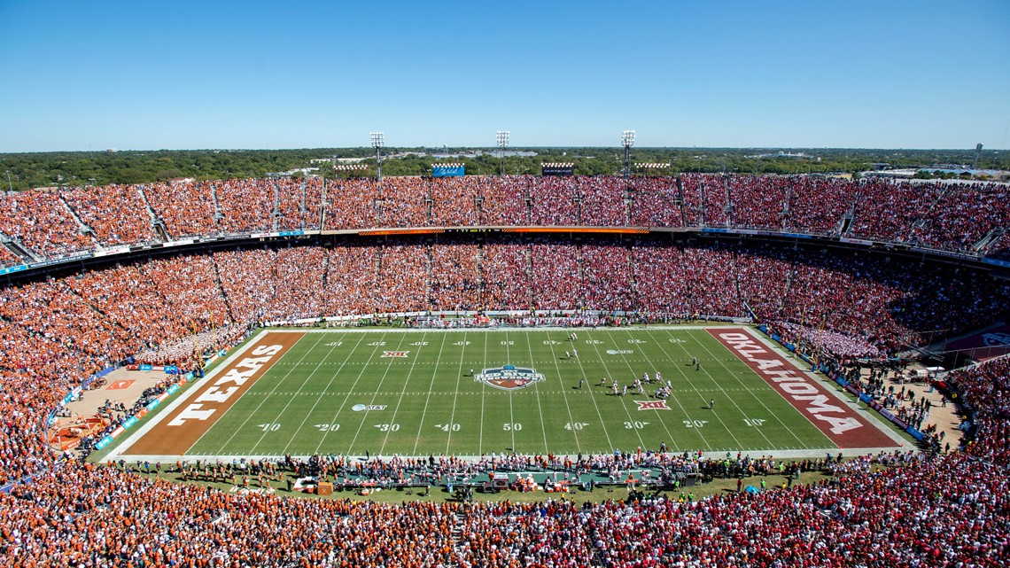 CeeDee Lamb's 51-yards touchdown gives Oklahoma a 17-10 lead over Texas