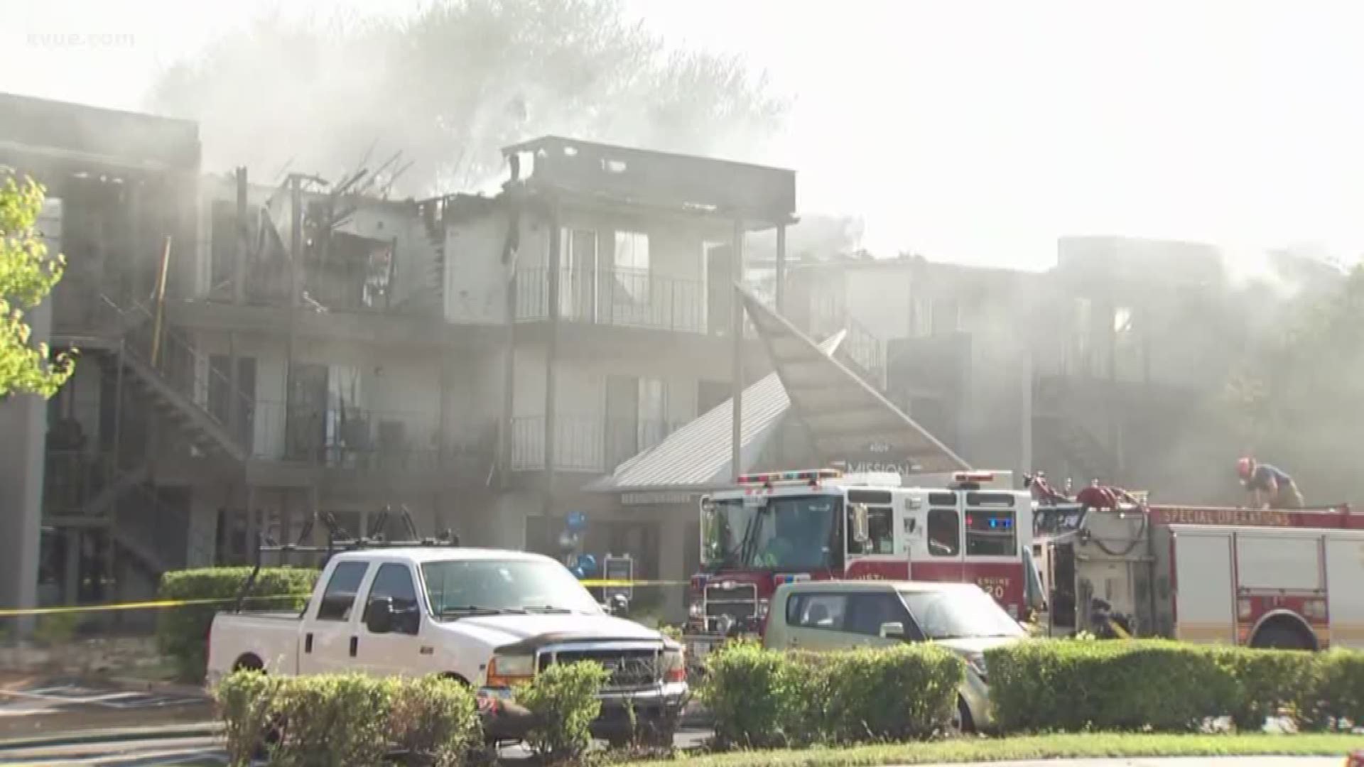 24 apartment units damaged in South Austin fouralarm fire
