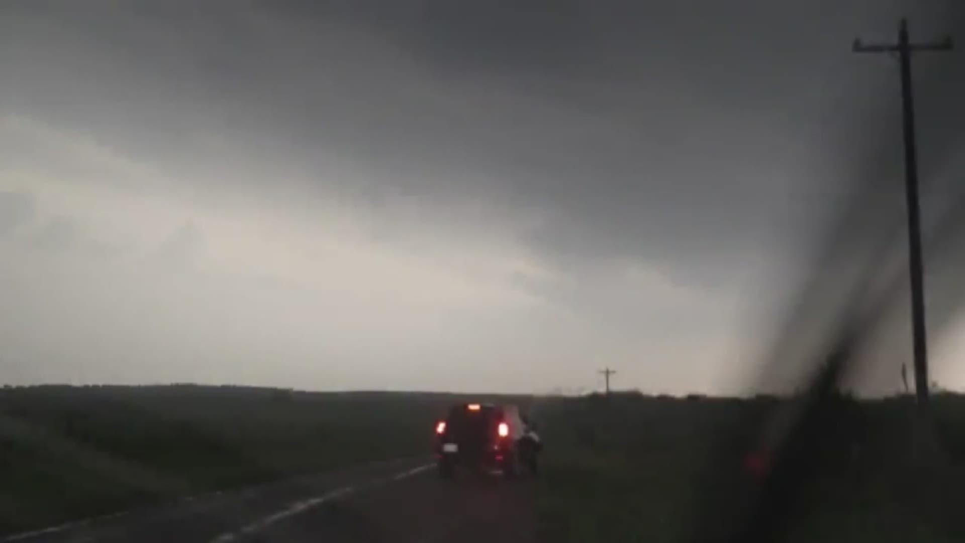 A possible tornado formed near Mangum, Oklahoma on Monday (Video: KOCO)