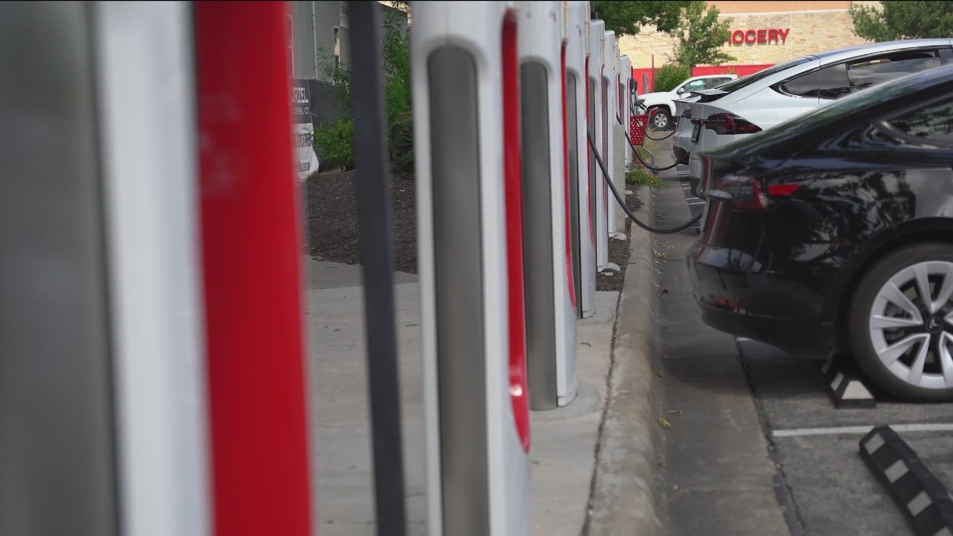 The KVUE Defenders found there are more than 200,000 in Texas. KVUE looks at how much energy those cars are drawing from the grid.