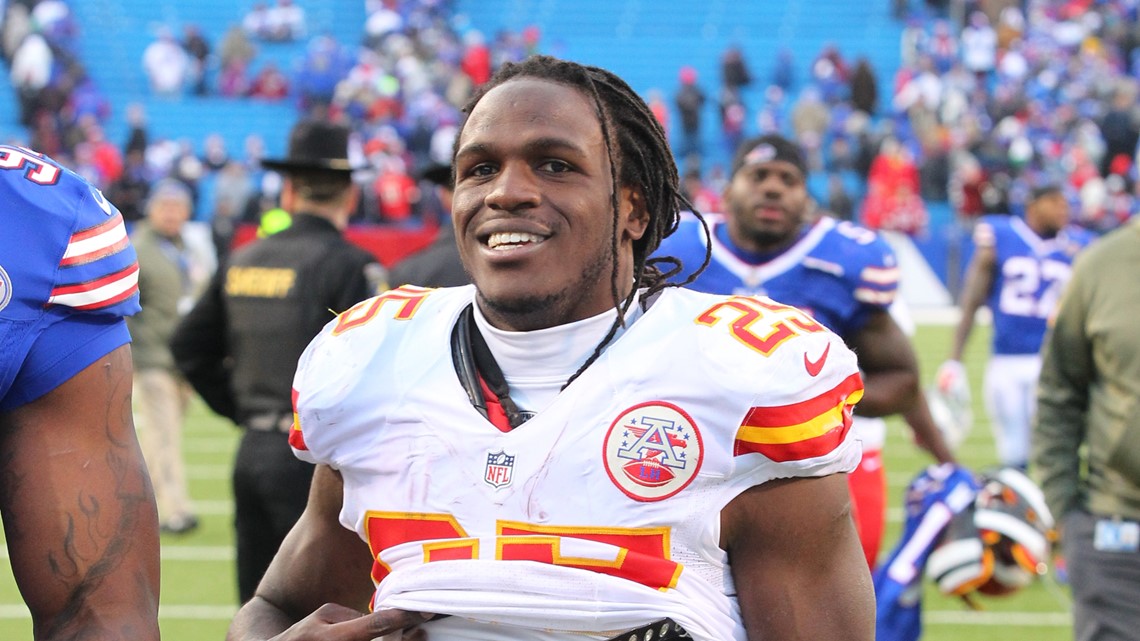 Jamaal Charles to sign one-day contract, retire from football as member of  Chiefs