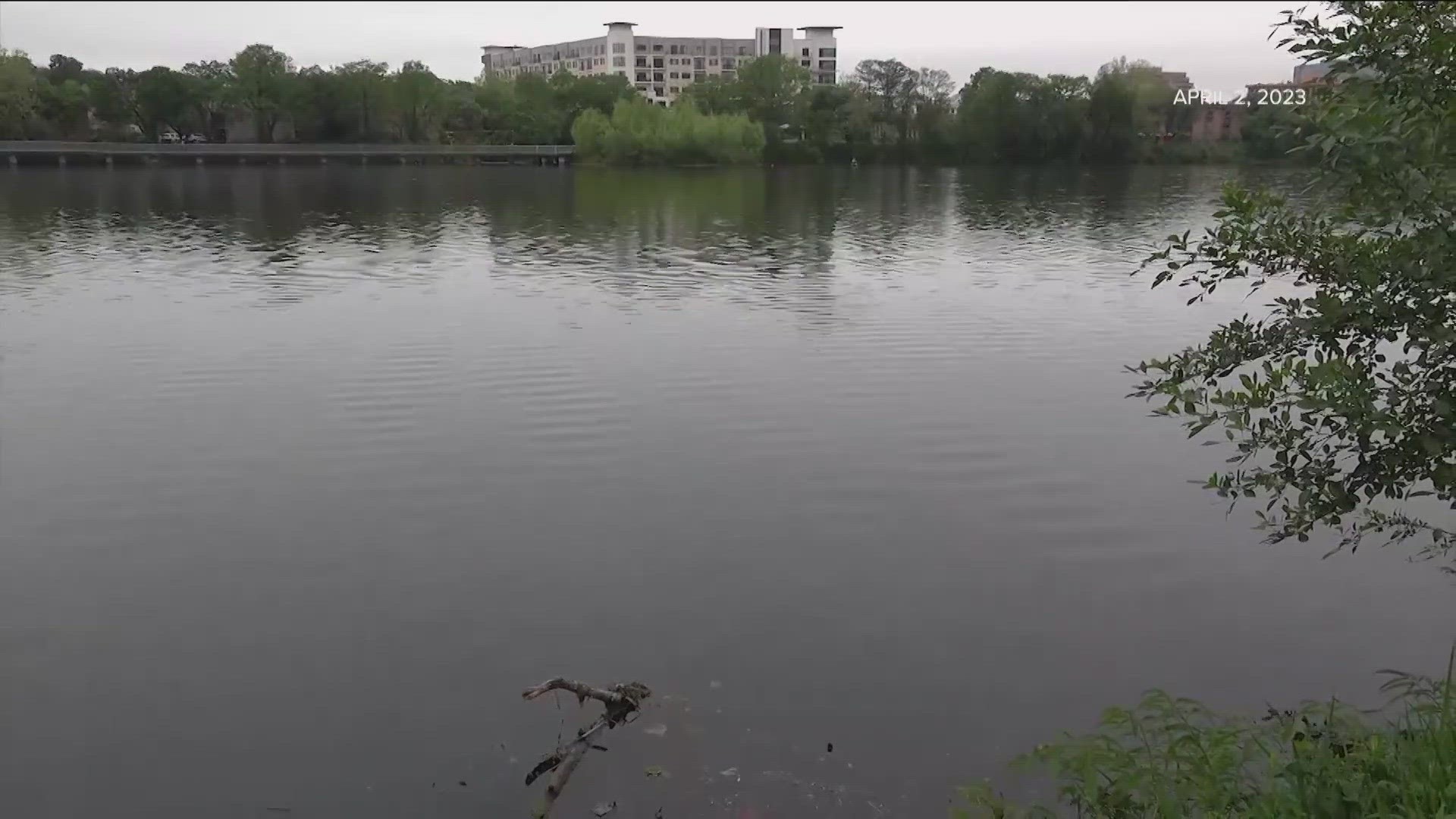 After a second body was pulled from Lady Bird Lake near Rainey Street this year, people have been speculating on social media that the cases could be connected.