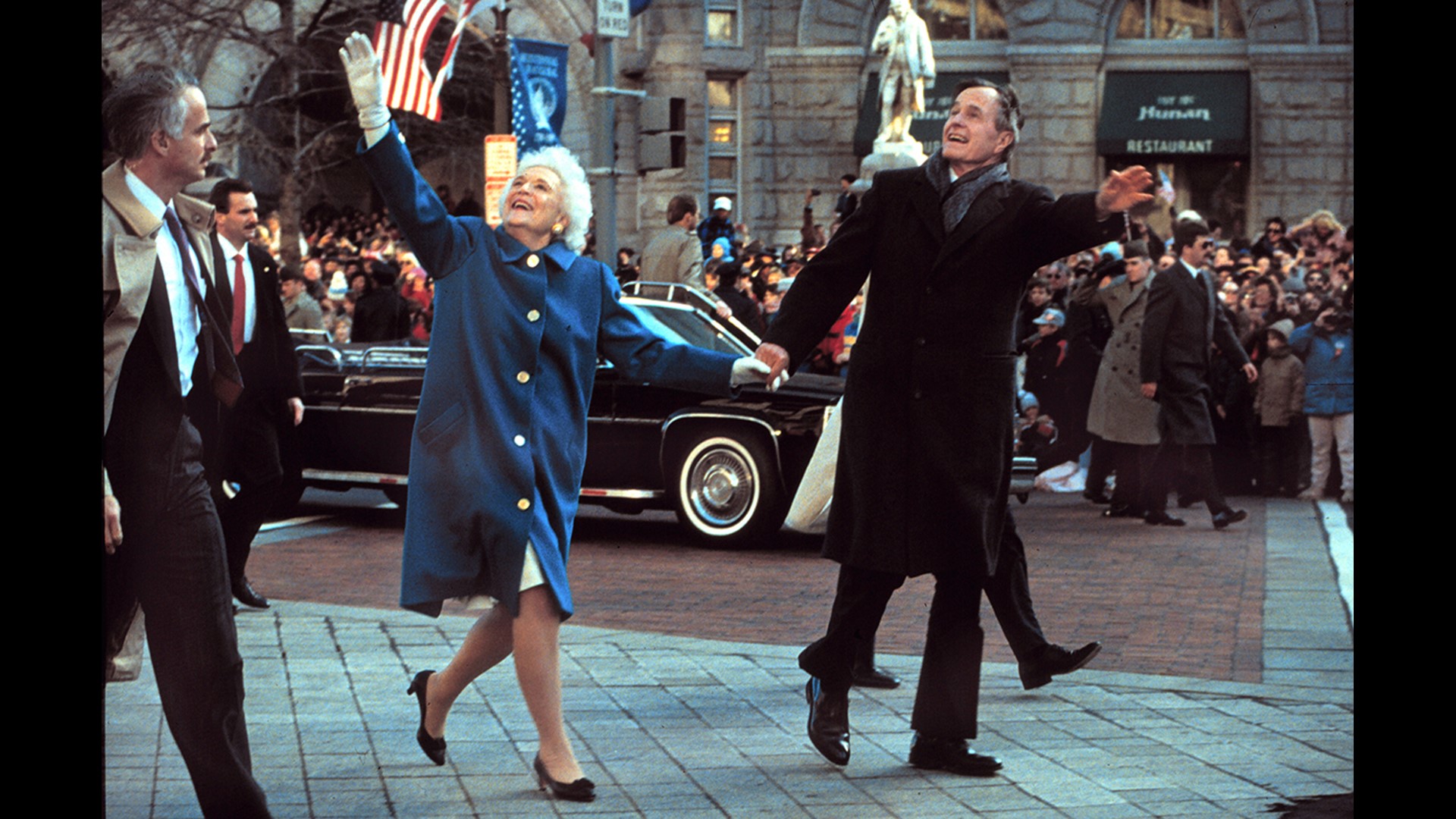 ‘End of an era’ | George H.W. Bush photographer remembers capturing ...