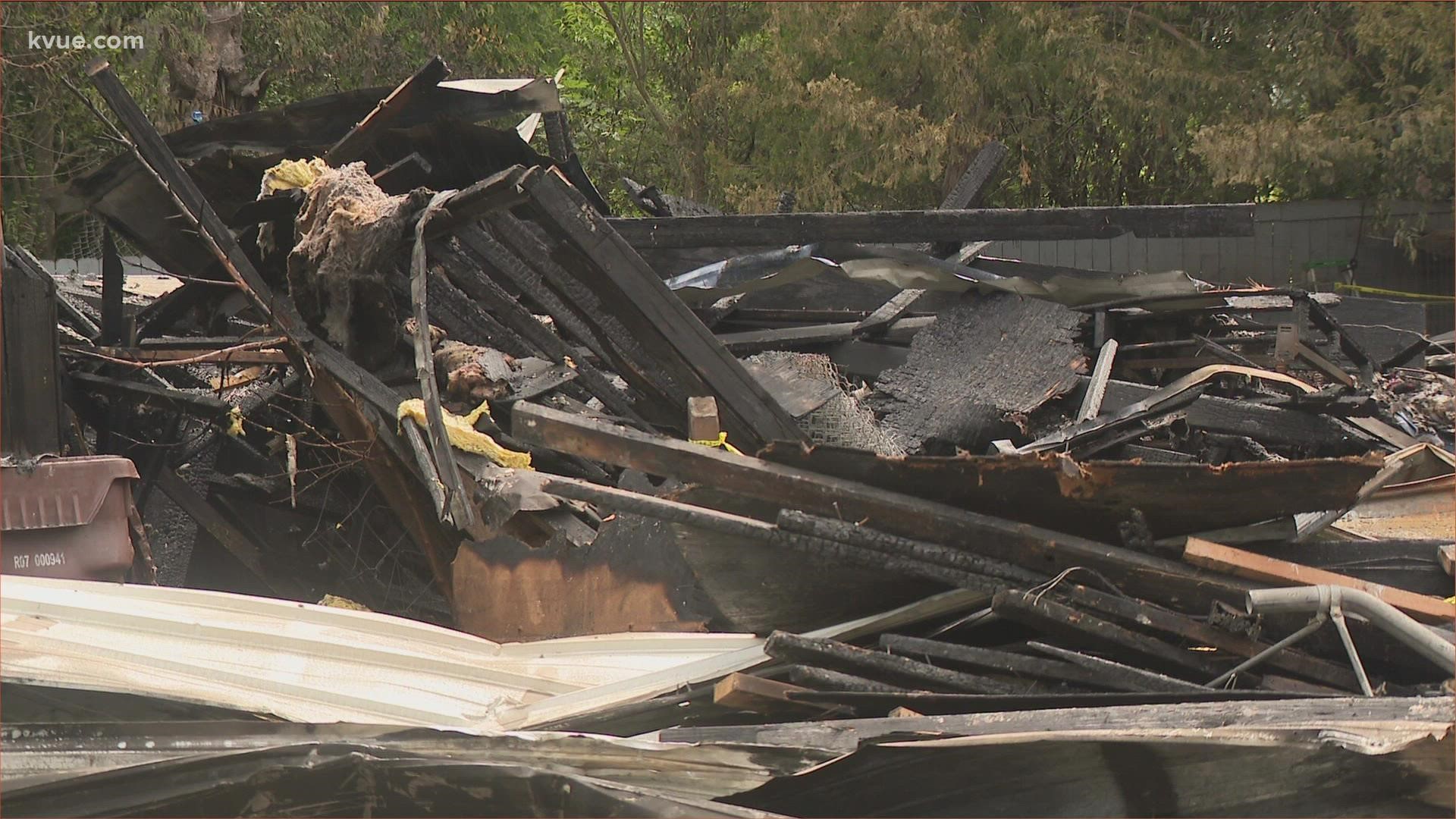 Investigators are trying to figure out what caused a deadly fire in Lockhart.
