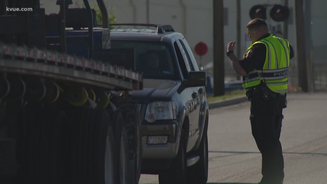 FedEx explosion in Schertz package found in Brodie Lane FedEx