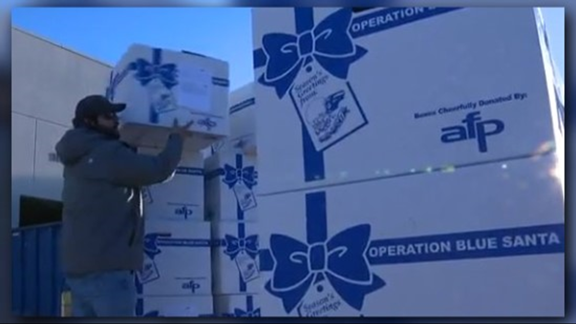 Austin police officers, volunteers deliver Operation Blue Santa gifts