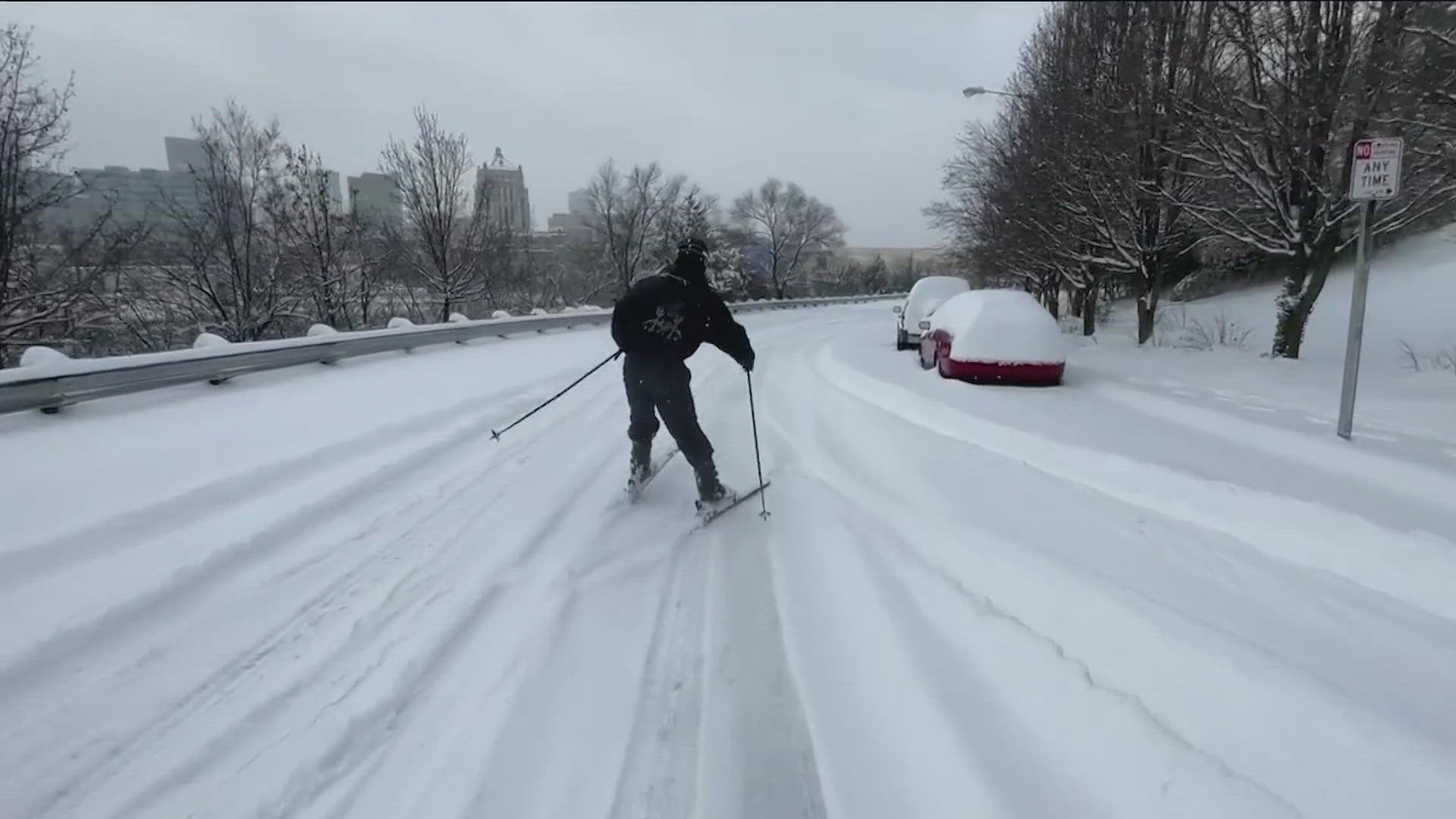 One man in Ohio found a unique way to avoid traffic. 