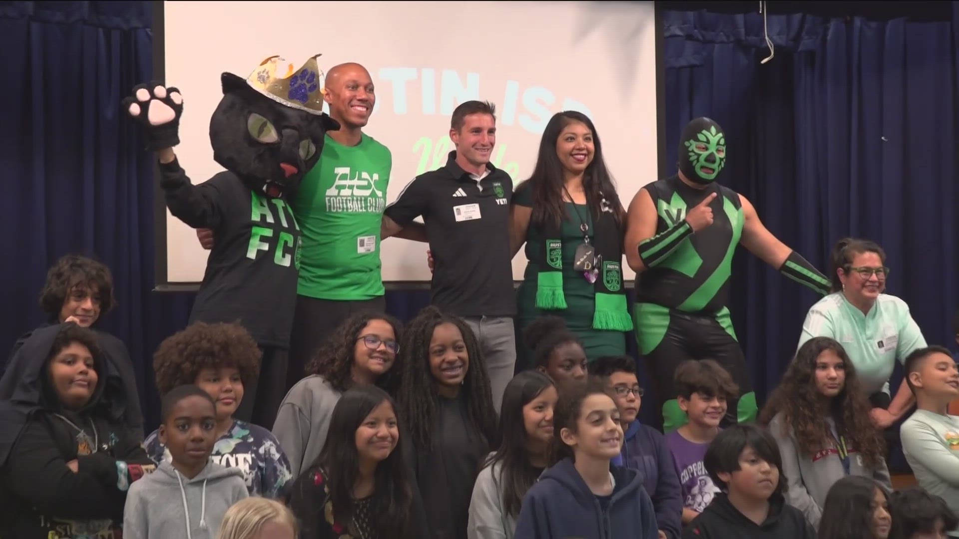 Austin FC's Ethan Finaly went to a local elementary school to describe the importance of reading and his favorite food - pizza!