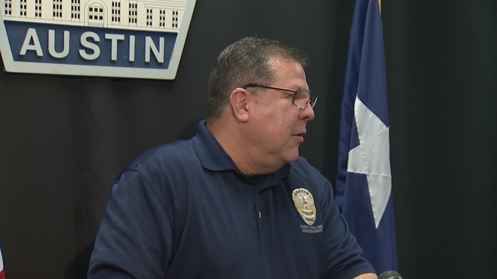 After three men were found dead near water in Downtown Austin, police are saying they have found zero connections in their deaths.
