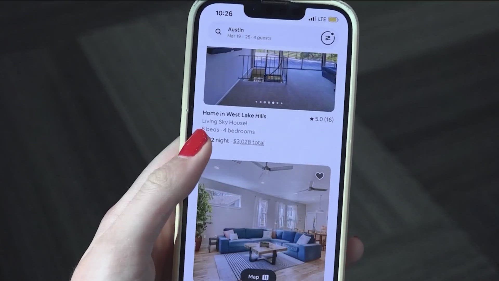 Airbnb is banning all indoor security cameras from its properties worldwide.