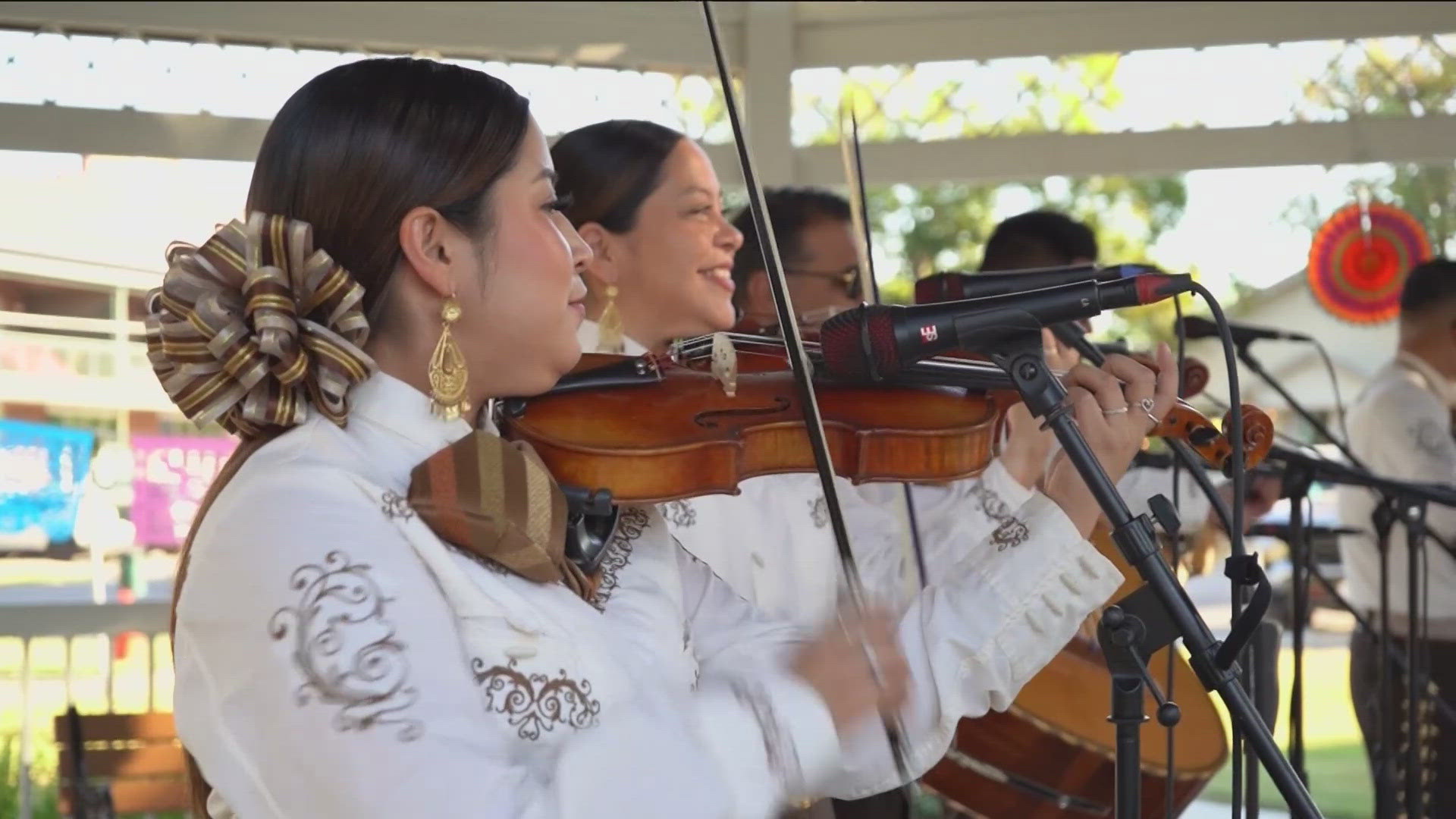 KVUE's Matt Fernandez introduces us to a mariachi group in Hays County that is letting their culture shine.