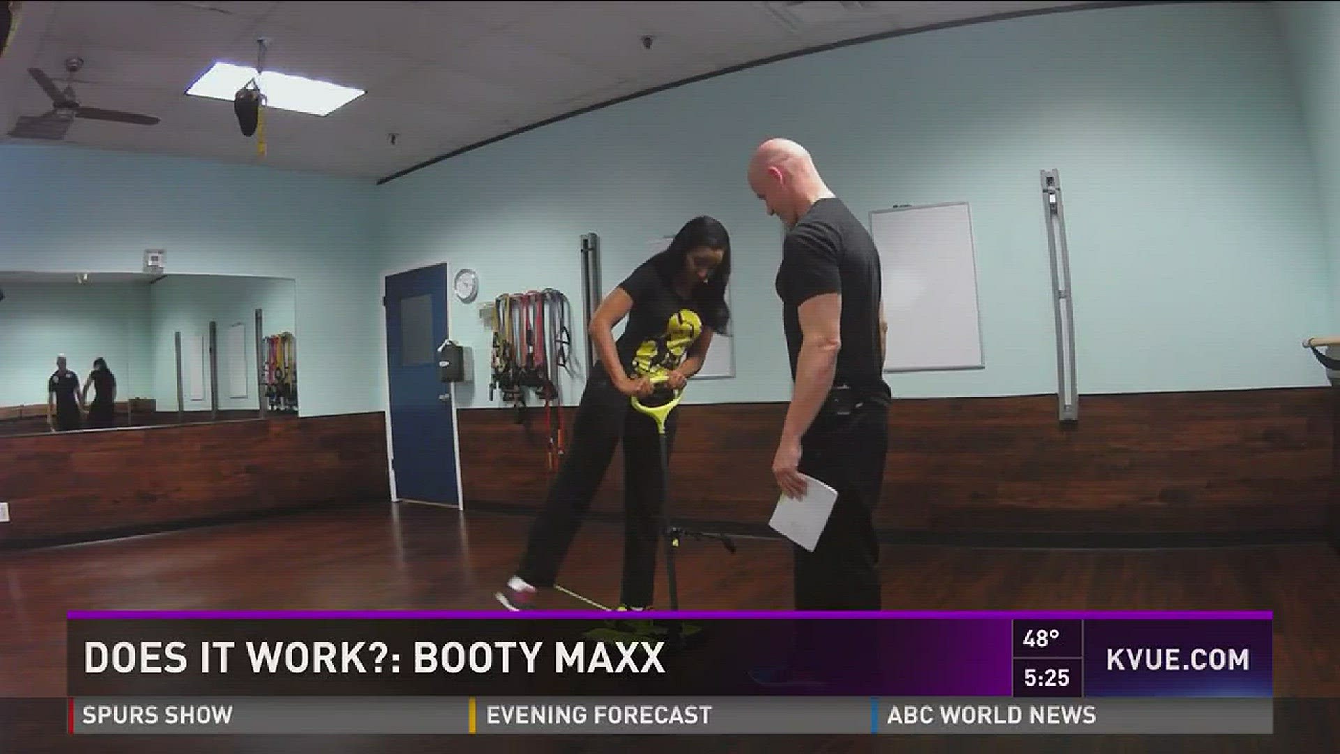 Body Business fitness guru Mark Brown helps Quita Culpepper put Booty Maxx to the test in this Does it Work Wednesday.