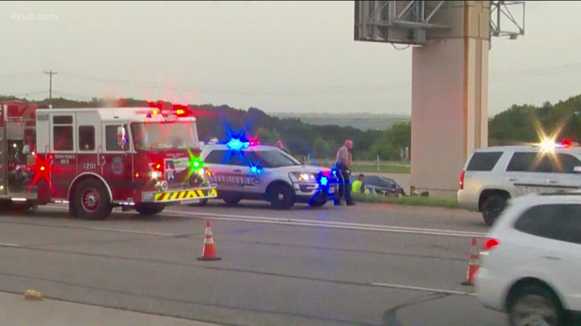 Austin traffic: US 290 crash kills 2, injures child | kvue.com