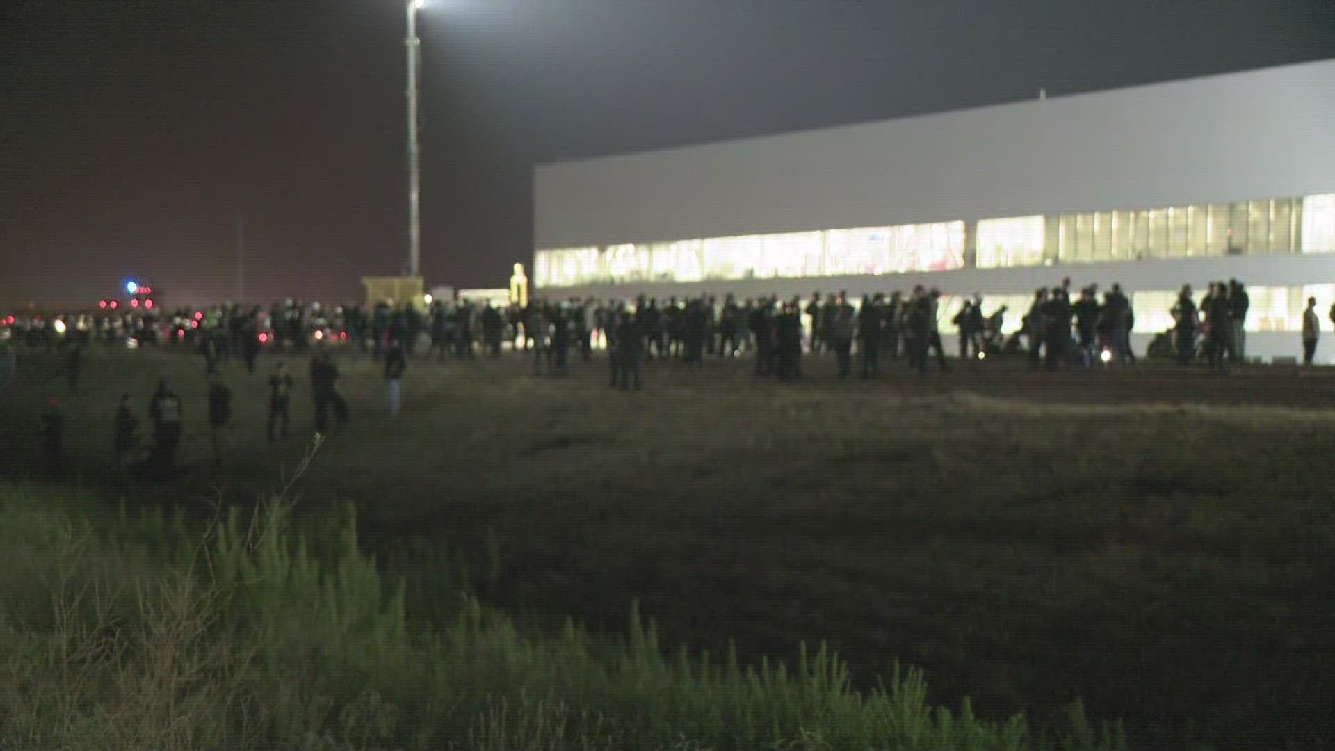 Police are present at Tesla's headquarters in far southeast Austin, near Del Valle, early Friday morning. KVUE's Pamela Comme has the latest.