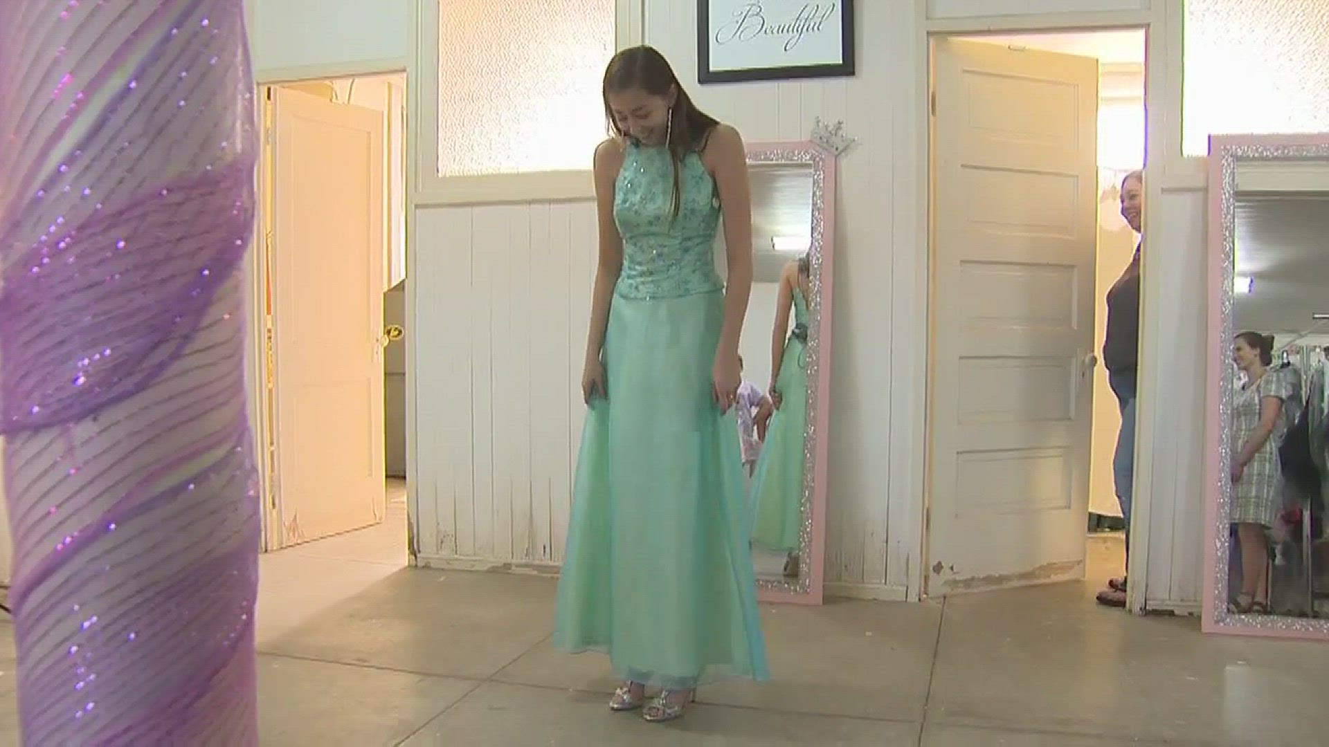 Taylor women help girls find prom dresses