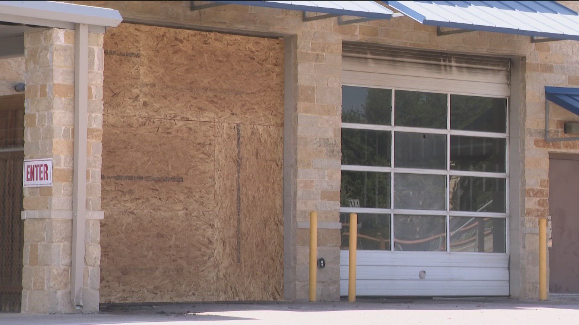 Tire shop fire in South Austin extinguished | kvue.com