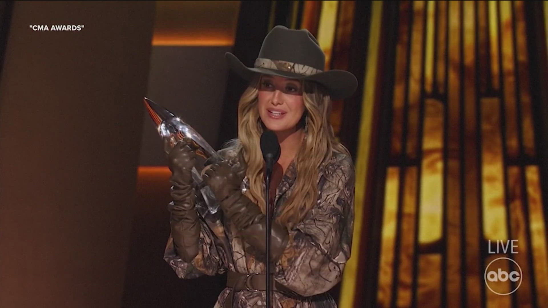 Lainey Wilson wins CMA Entertainer of the Year award