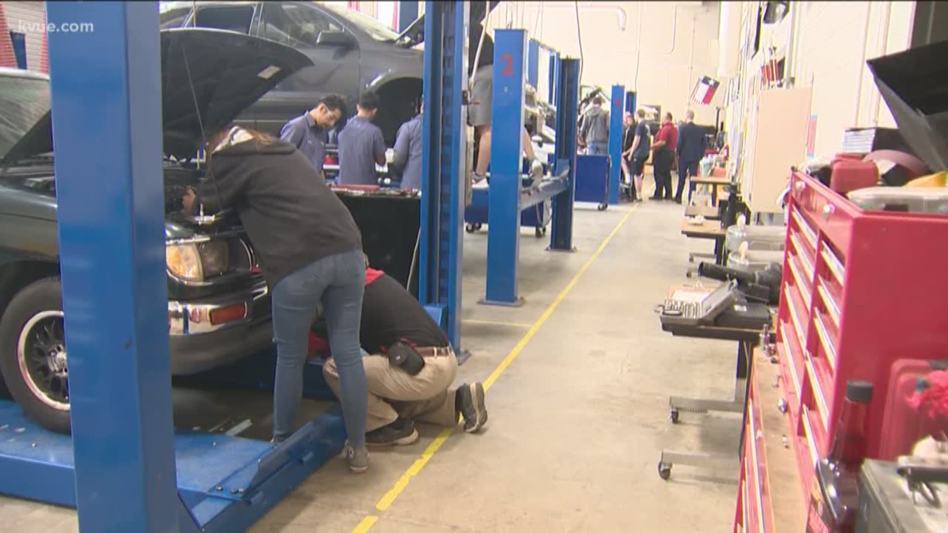 A program in Round Rock High School is teaching students how to repair vehicles right on campus.