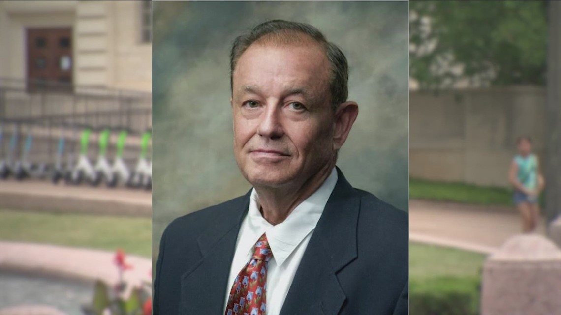 Robert L. Moody, UT benefactor and philanthropist, has died - Vimarsana News