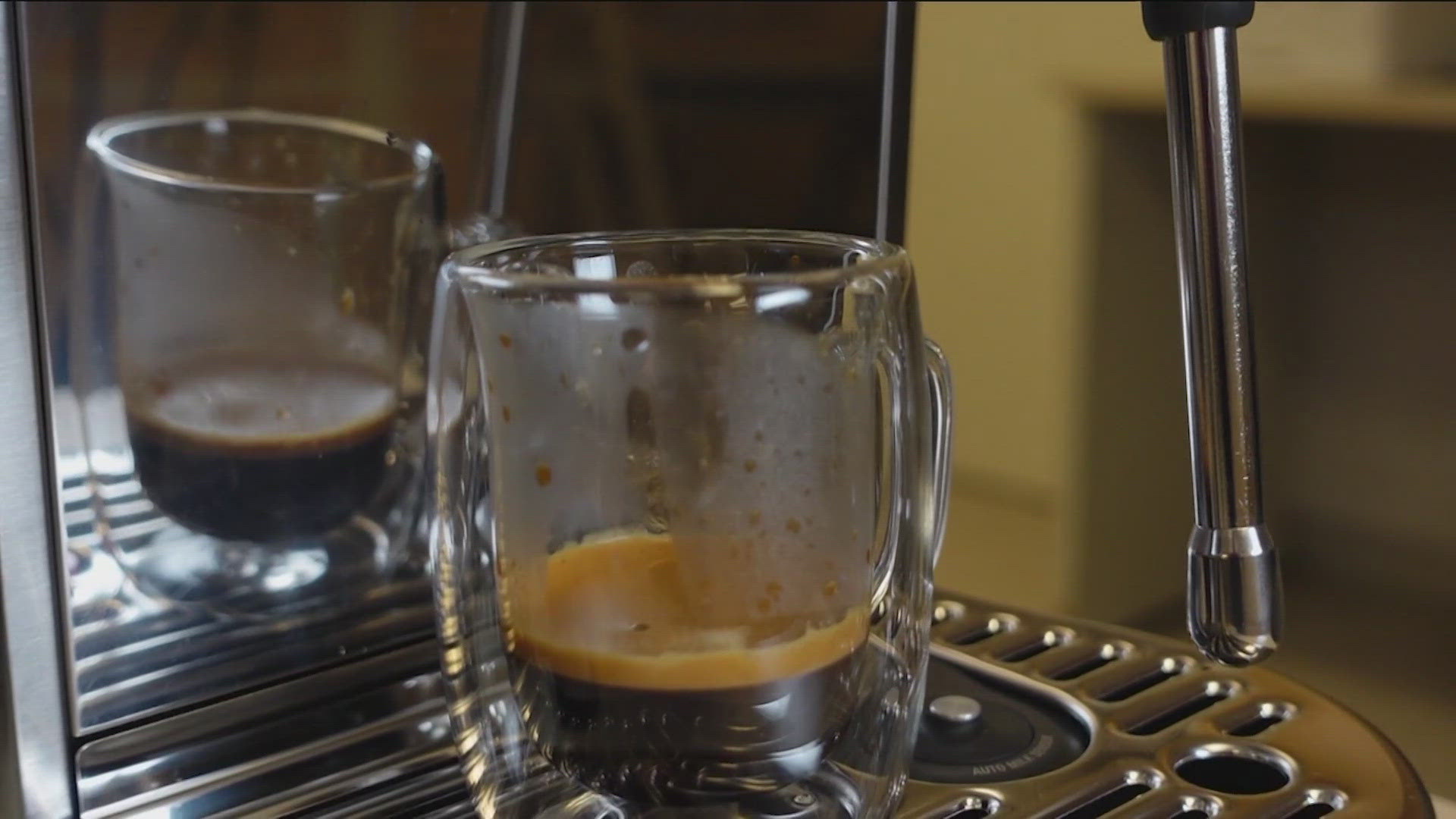 Want to create an at-home coffee experience? Consumer Reports can help.