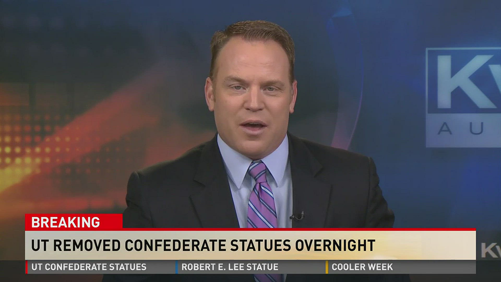 The University of Texas removed several statues honoring Confederate leaders from the South Mall overnight Sunday.